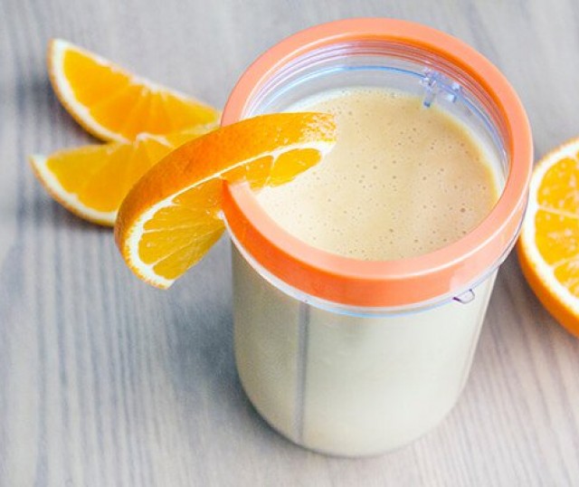 Licuado de Banana y Naranja